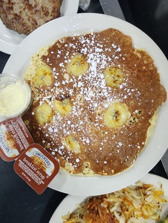 Banana Nut Pancakes (3)